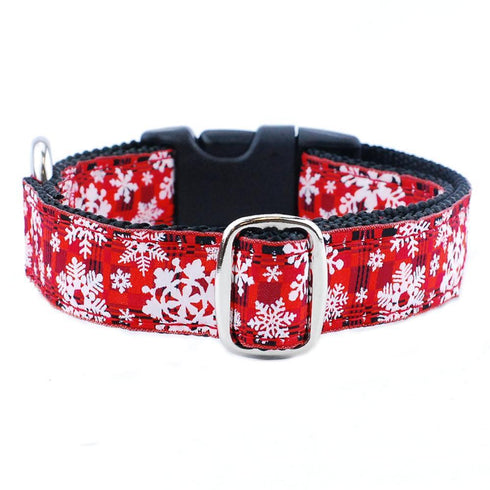 Buffalo Plaid Snowflake Essential 1" Dog Collar